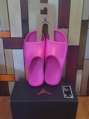 PINK Jordan Post Slides With Box Womens 9